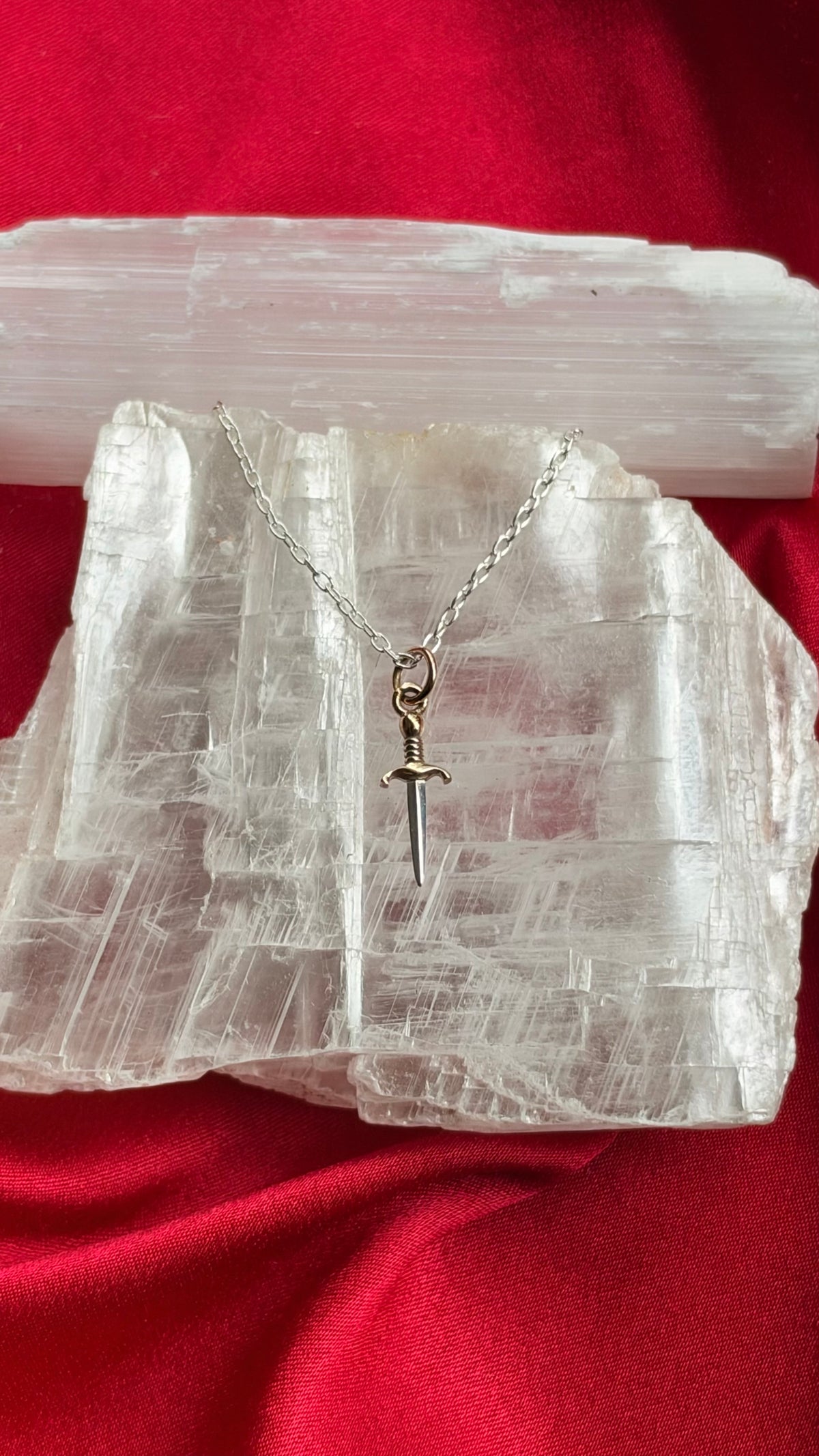 Tiny Dagger Necklace