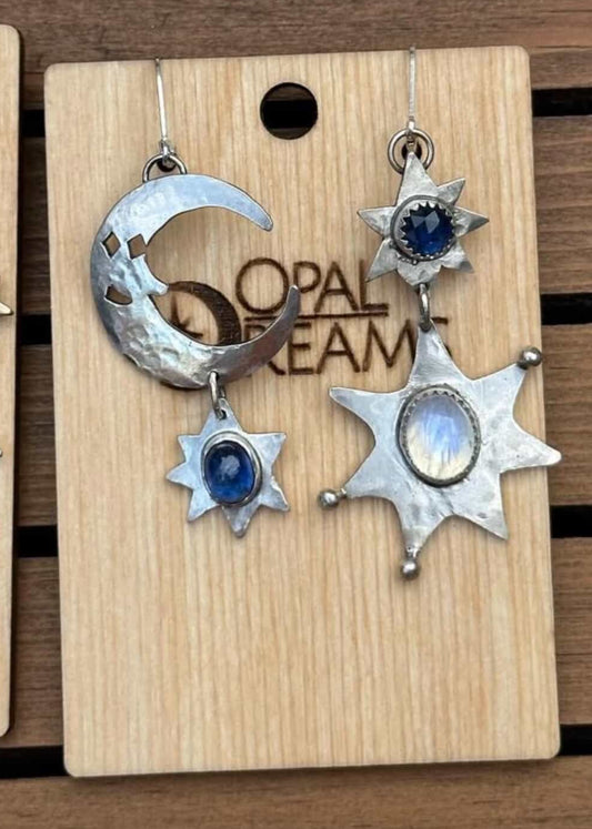 star and moon earrings