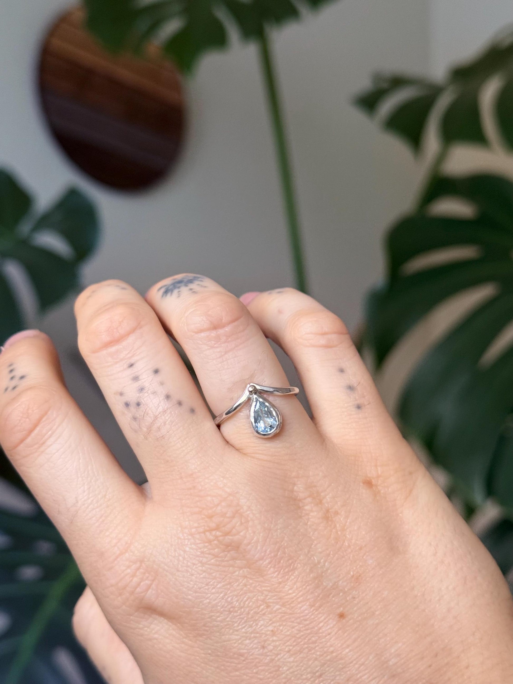 Aquamarine V Ring with 14k gold and silver size 6