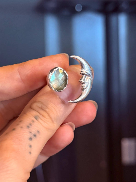 La Luna Labradorite Adjustable/bypass Ring in sterling