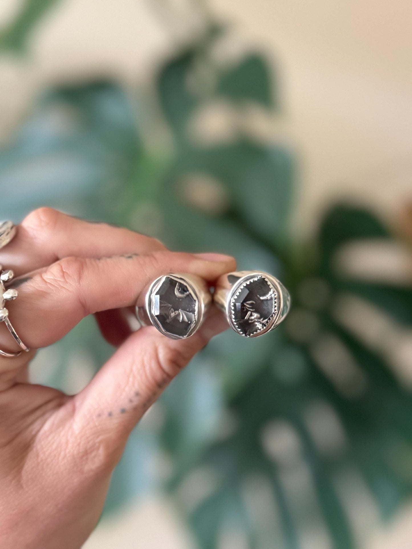 Slytherin Looking Glass ring • Sterling and Quartz size 8.5