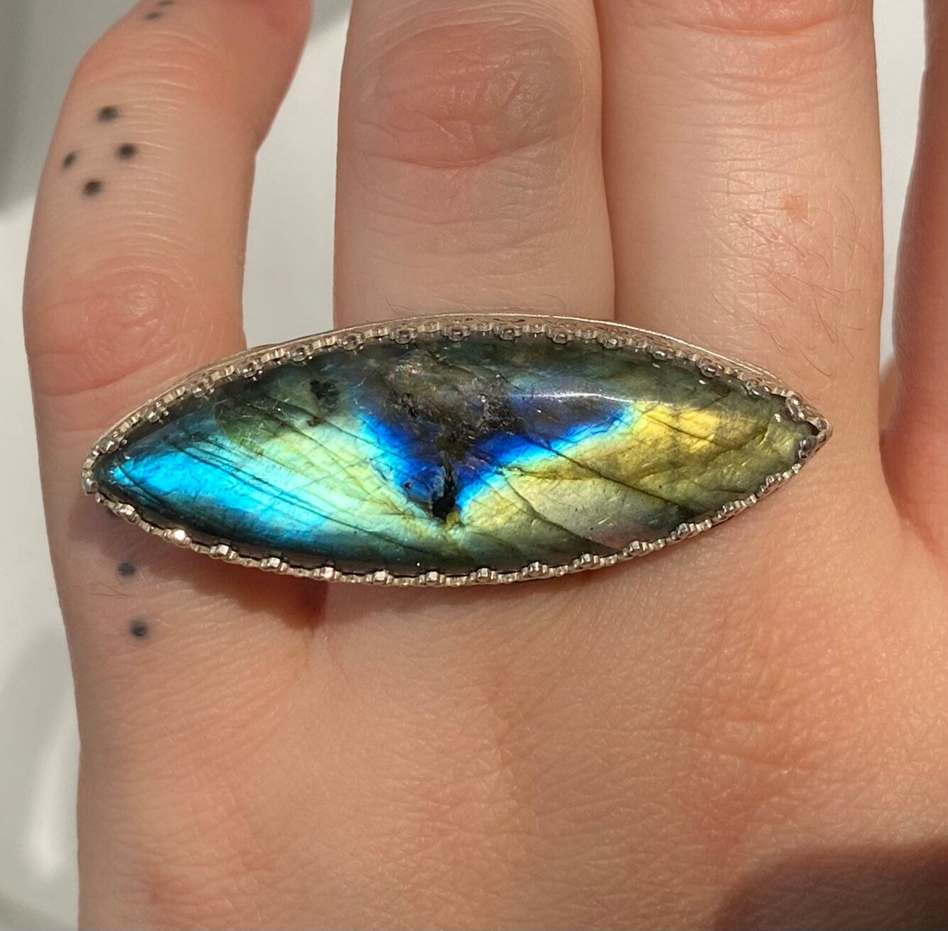 Labradorite third eye ring • silver eye ring • labradorite eye • size 7 • unique labradorite ring • big labradorite ring