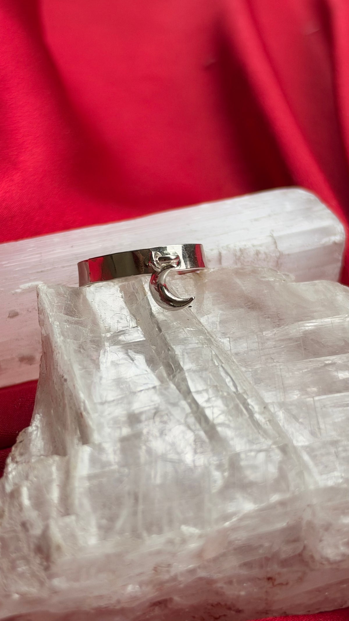 Moon Dangle Ring