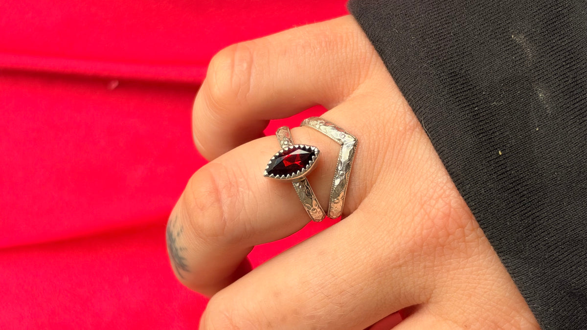 Marquise Garnet stacking set size 6