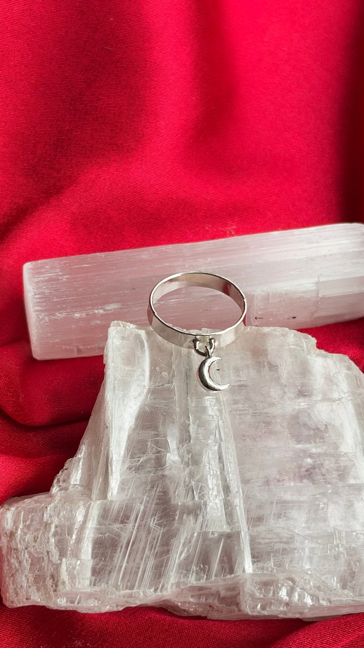 Moon Dangle Ring