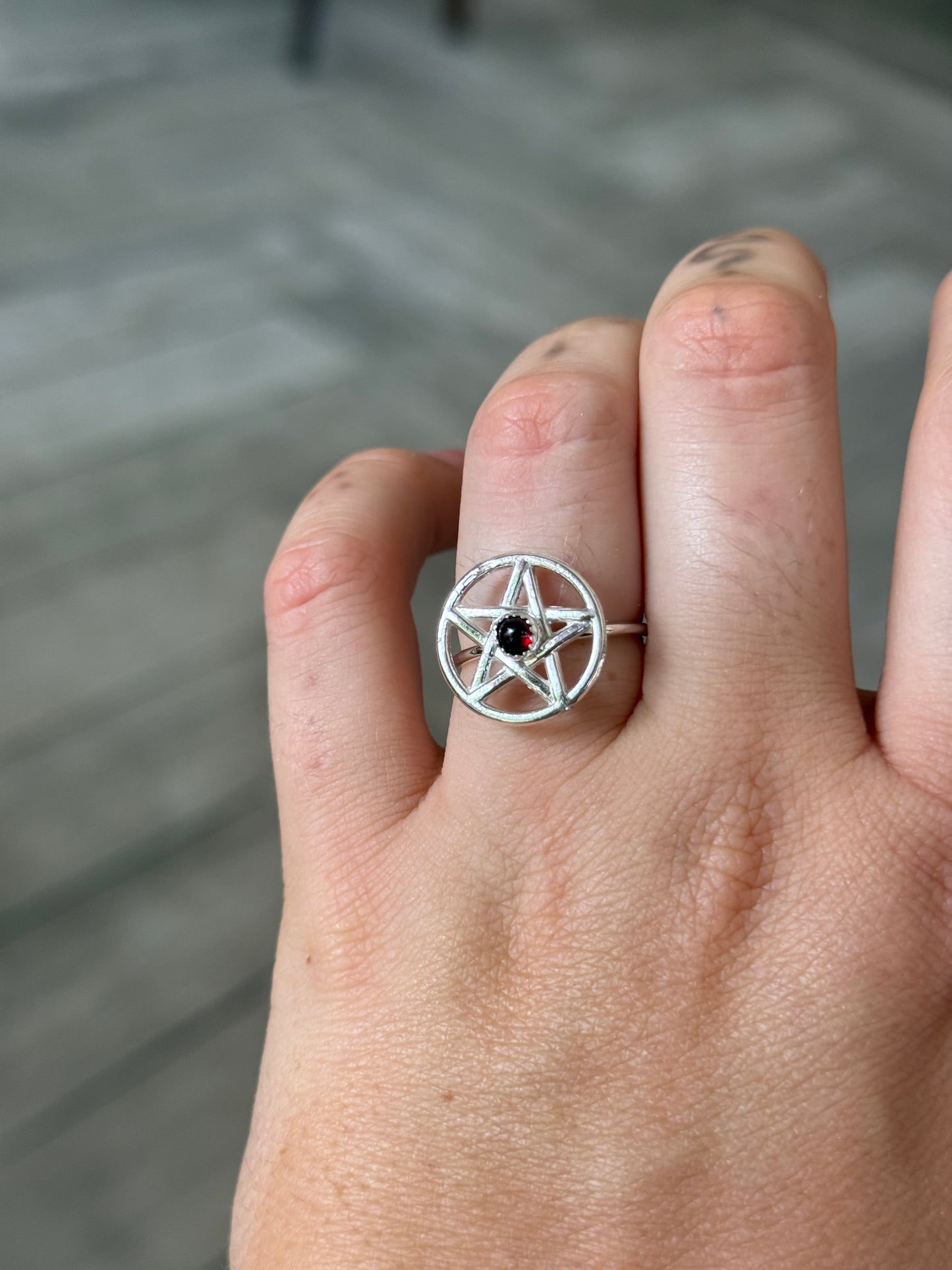 Garnet Pentacle Spinner Ring size 6.5