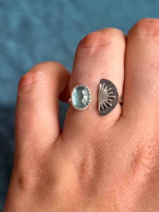 Midnight Sun Ring in Apatite size 5-7