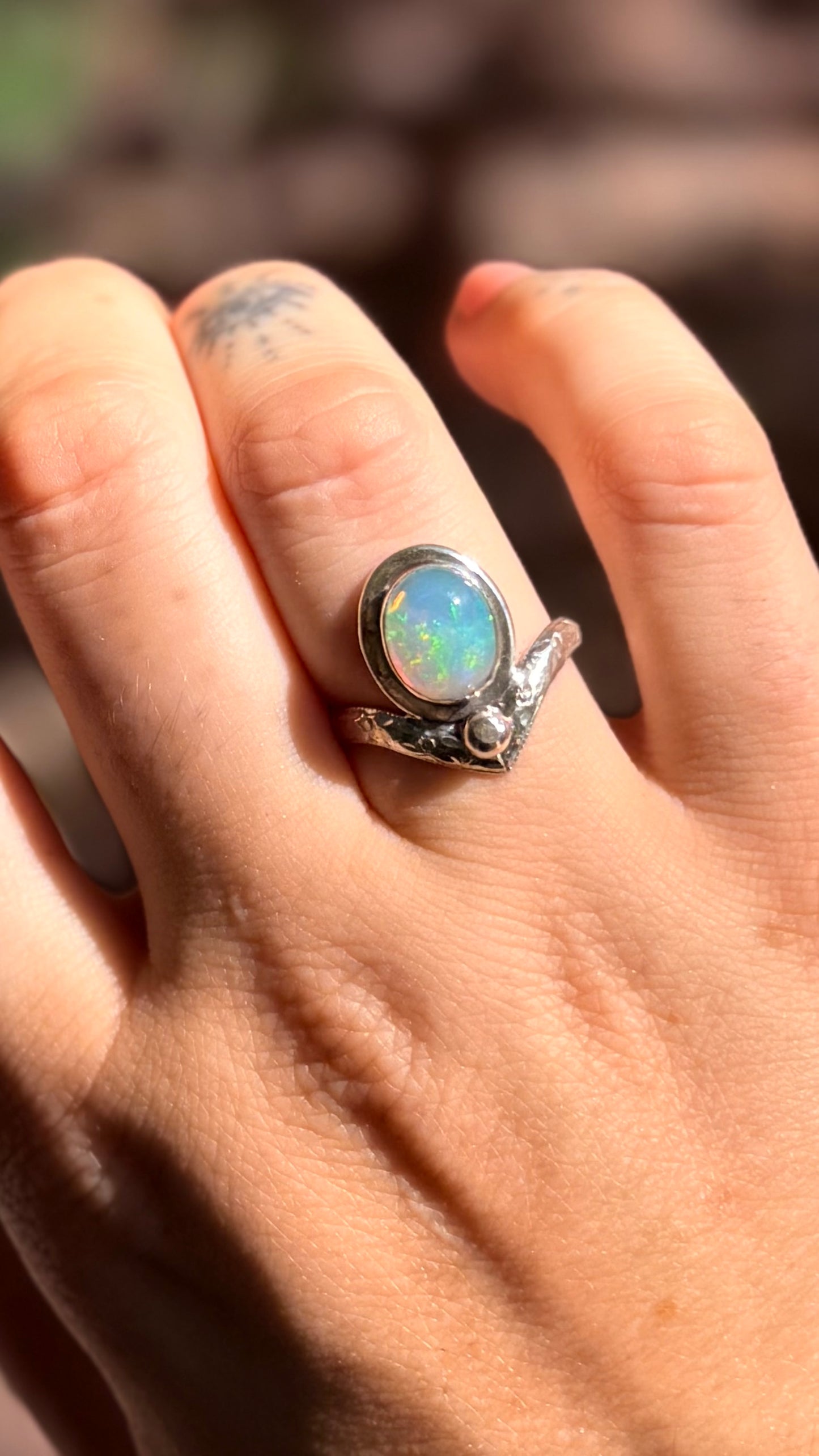 Opal V ring size 7