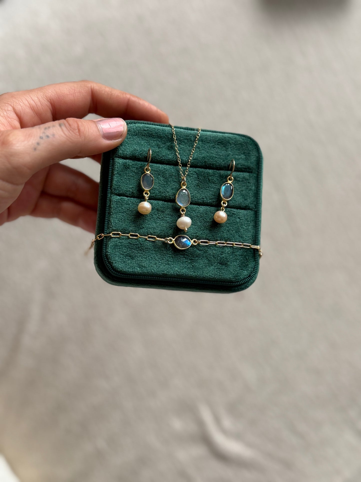 14k Gold Fill Labradorite Paperclip Bracelet