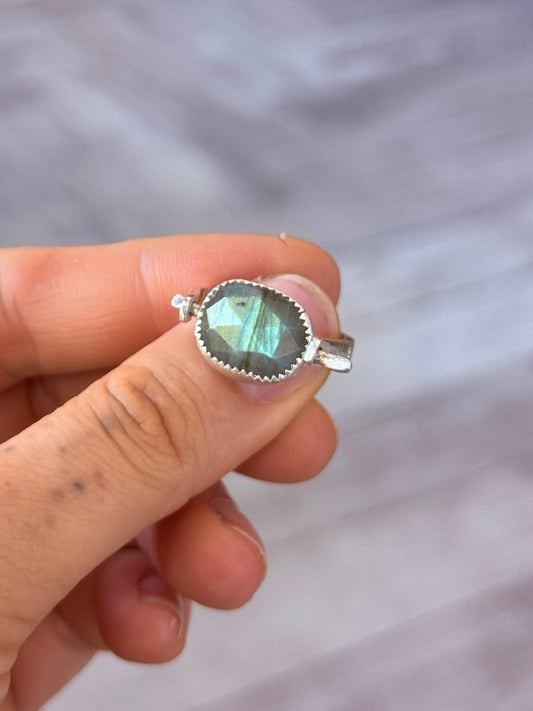 Labradorite flipping Fidget Ring