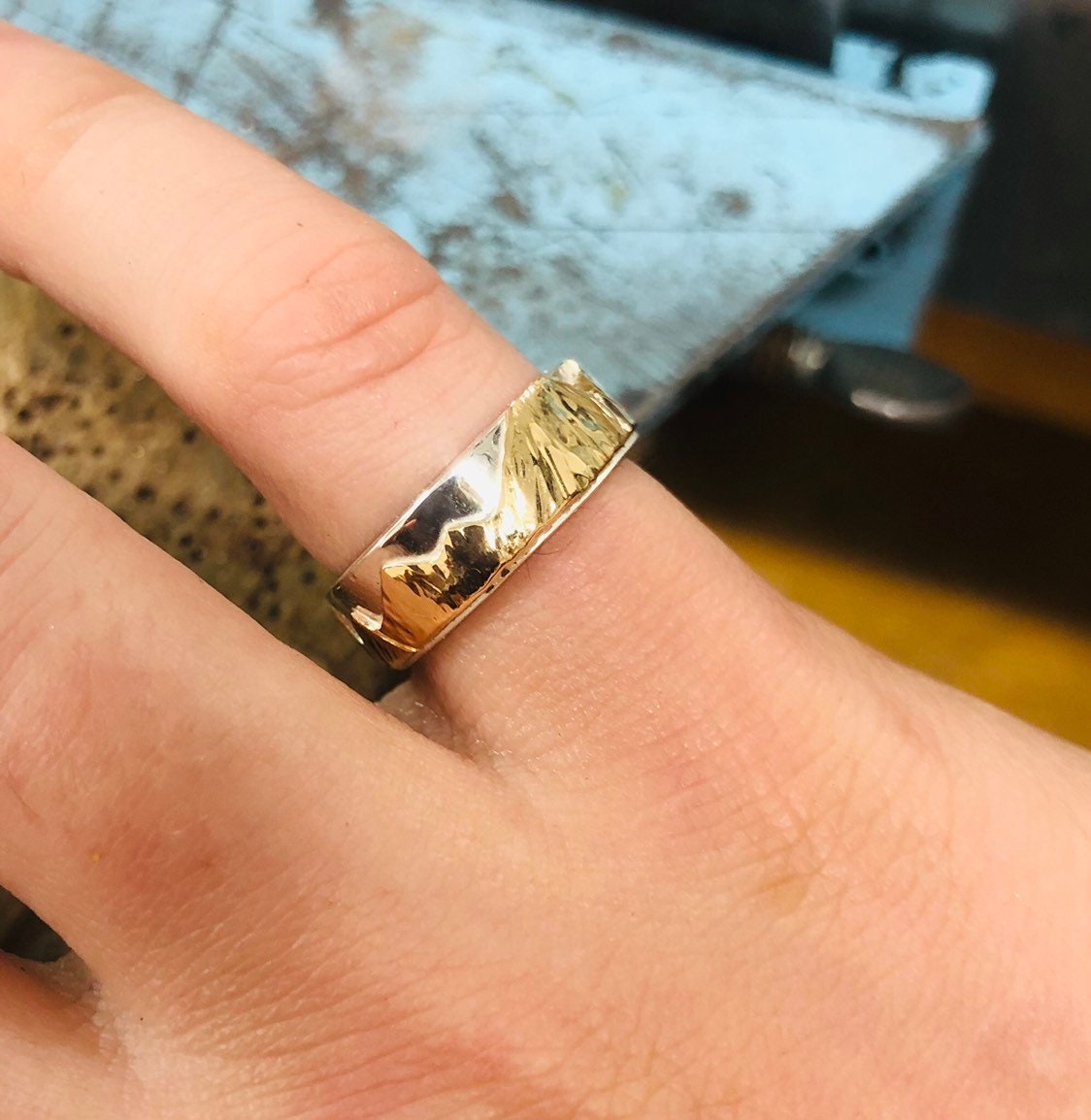 Custom Mountian Range Ring • All sizes avaliable • custom wedding band • mountian ring • unisex wedding band • sterling silver and gold