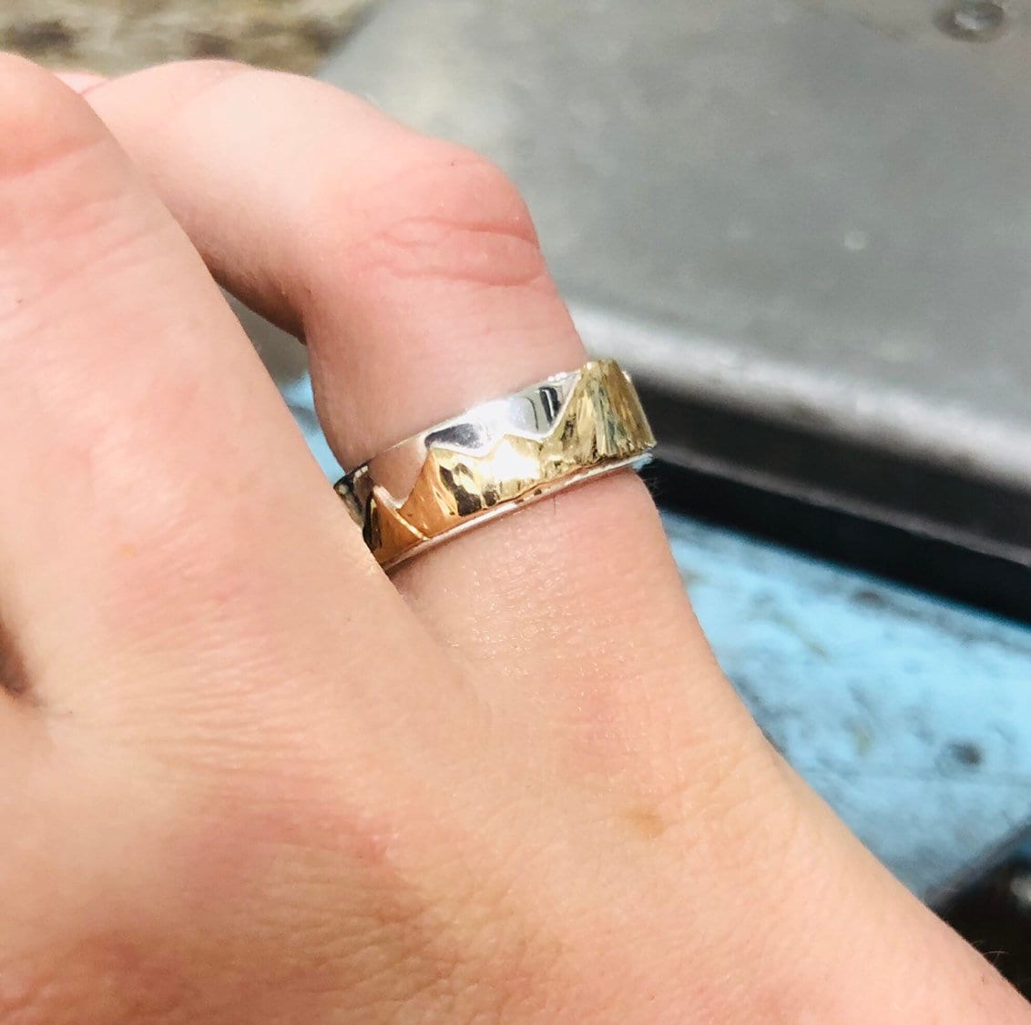 Custom Mountian Range Ring • All sizes avaliable • custom wedding band • mountian ring • unisex wedding band • sterling silver and gold