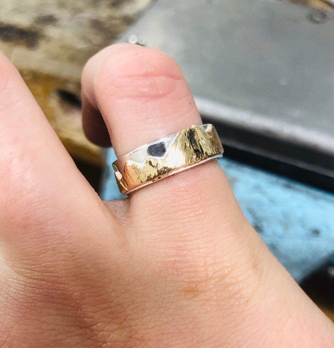 Custom Mountian Range Ring • All sizes avaliable • custom wedding band • mountian ring • unisex wedding band • sterling silver and gold