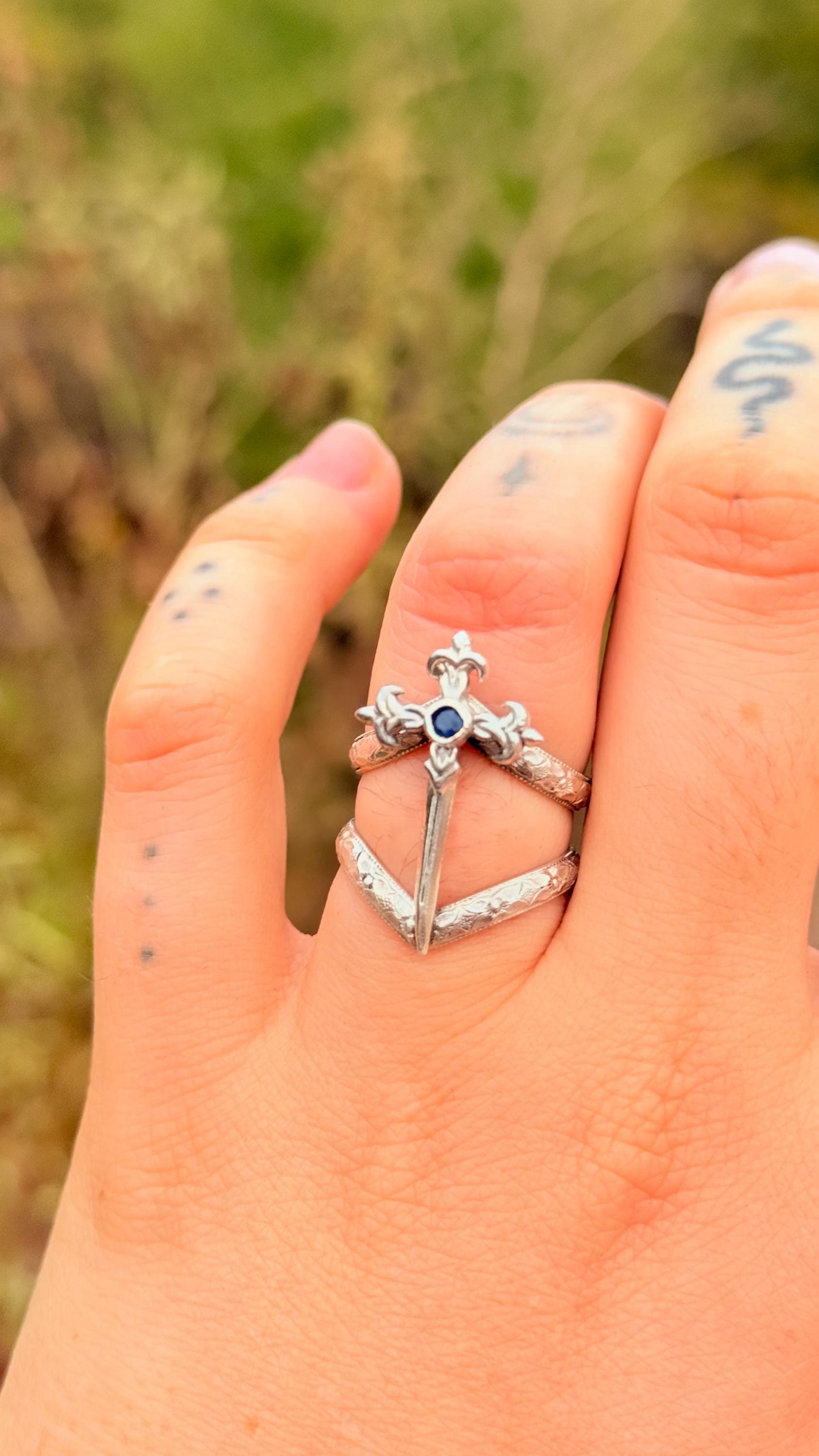 Assasins Blade • aka Ailens Dagger • Sapphire Dagger ring size 6 • sterling silver