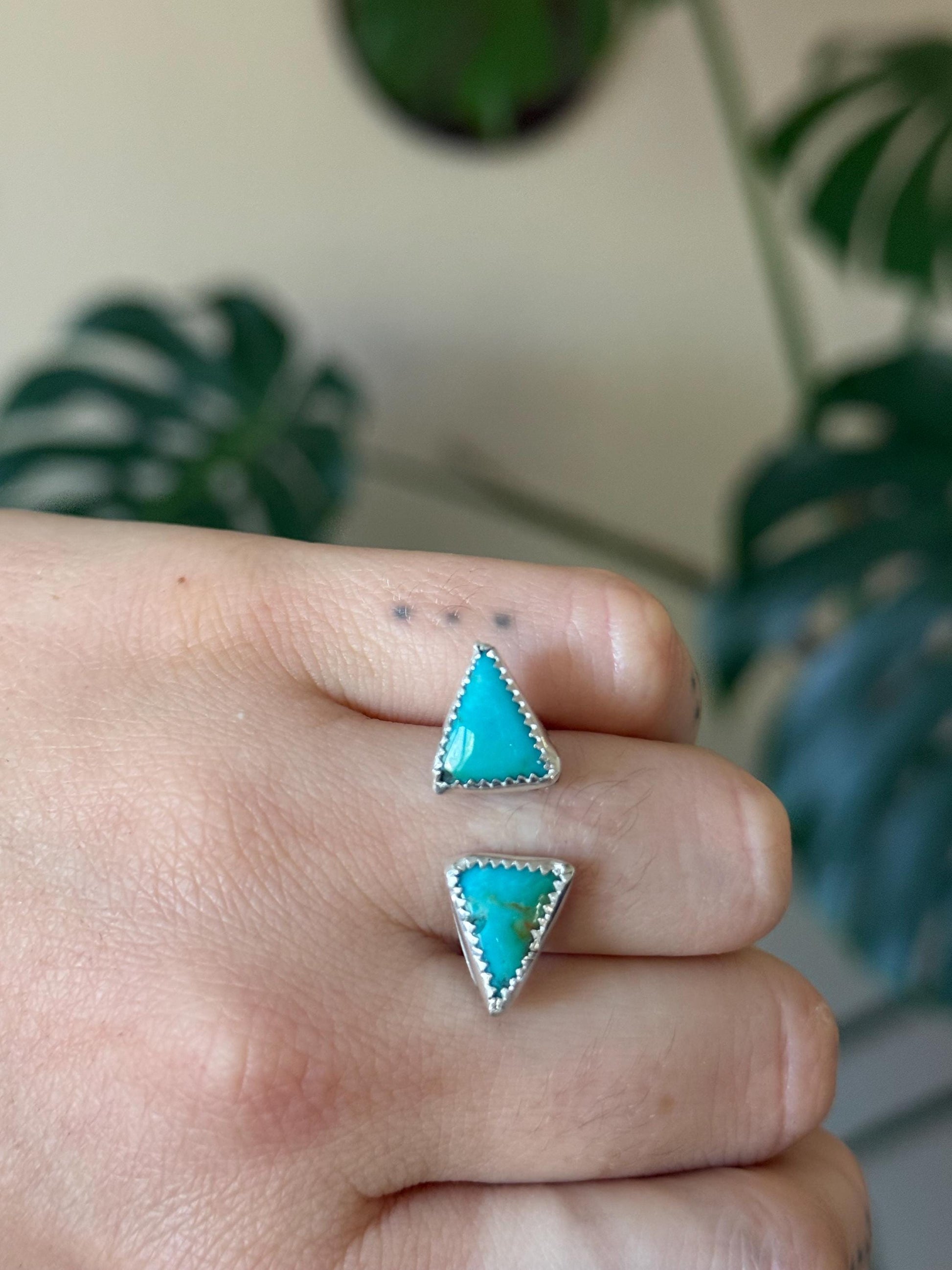 Turquoise <>Adjustable Ring in sterling