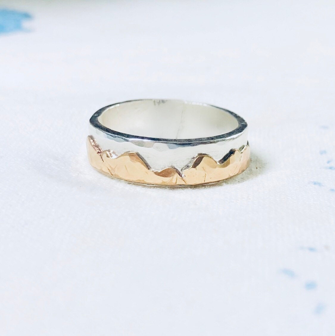 Custom Mountian Range Ring • All sizes avaliable • custom wedding band • mountian ring • unisex wedding band • sterling silver and gold