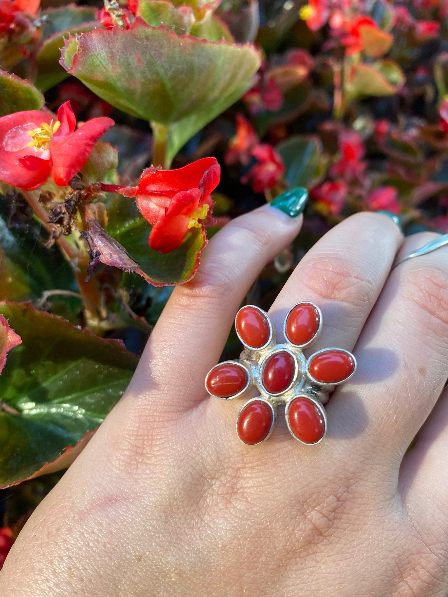 Vintage Coral Flower Cluster Ring • size 7 sterling silver • Coral Ring • Vintage Native American Ring